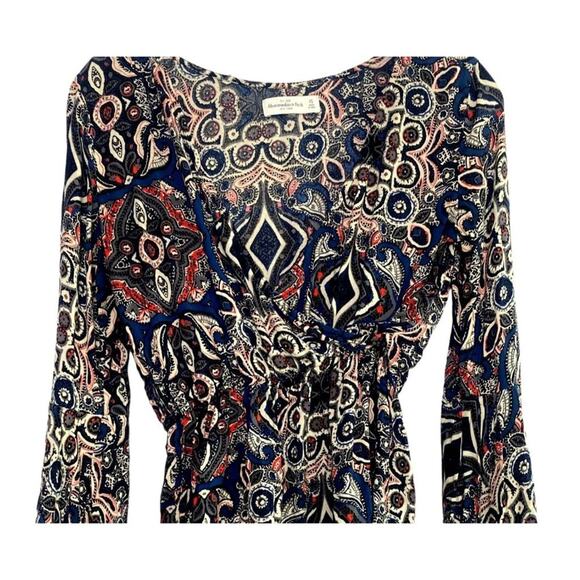 Abercrombie & Fitch Romper Shorts Long Bell Sleeves Abstract Print XS Black Blue - Picture 4 of 16